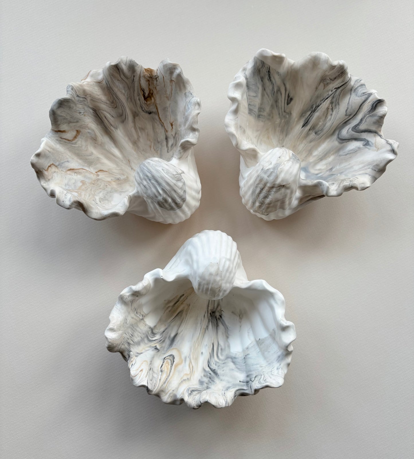 Large Conch Shell - Jesmonite Stoneware