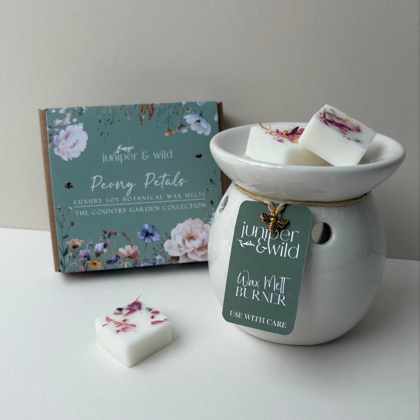 Peony Petals - Handmade Soy Botanical Wax Melts
