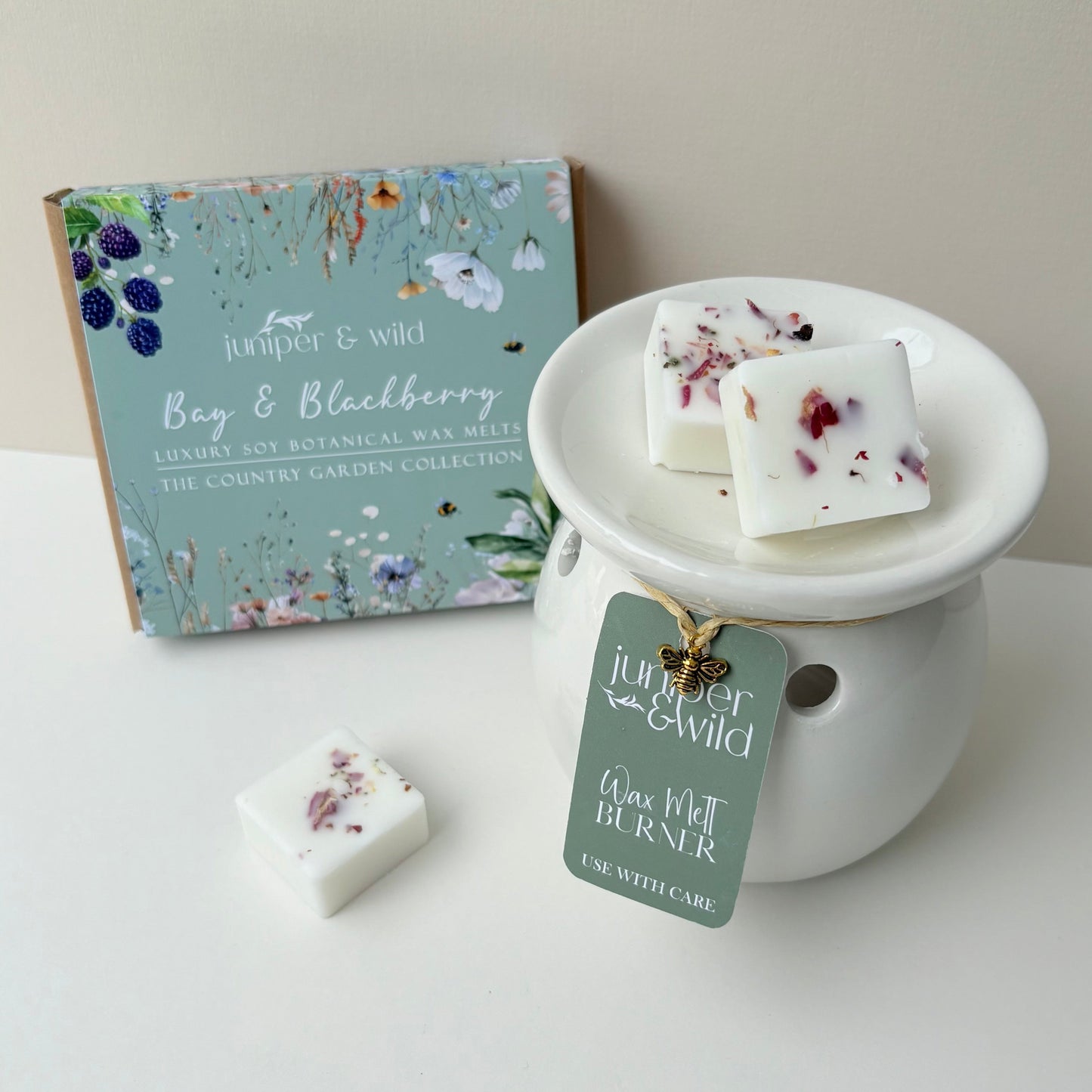 Blackberry & Bay - Handmade Soy Botanical Wax Melts | Vegan Friendly & Cruelty Free | Wax Melt Gift