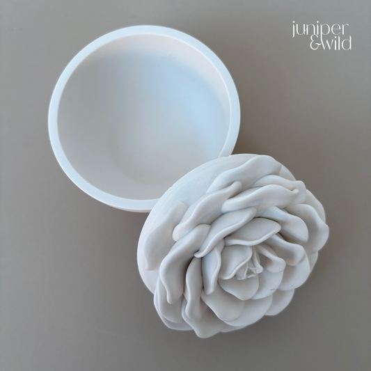 Rose Pot with Lid - Includes Candle - Jesmonite Stoneware